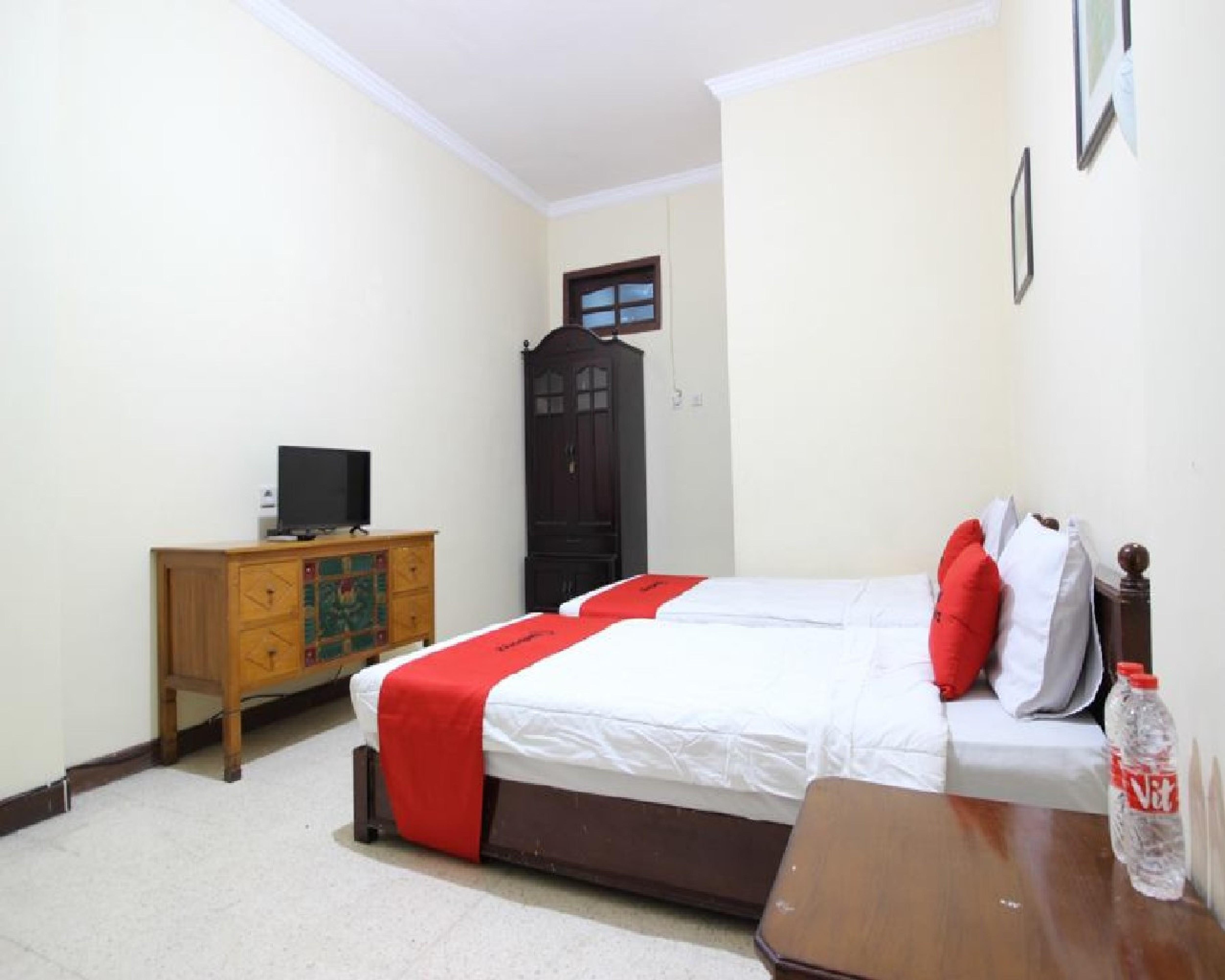 Reddoorz @ Mantrijeron 2 Yogyakarta Exterior foto