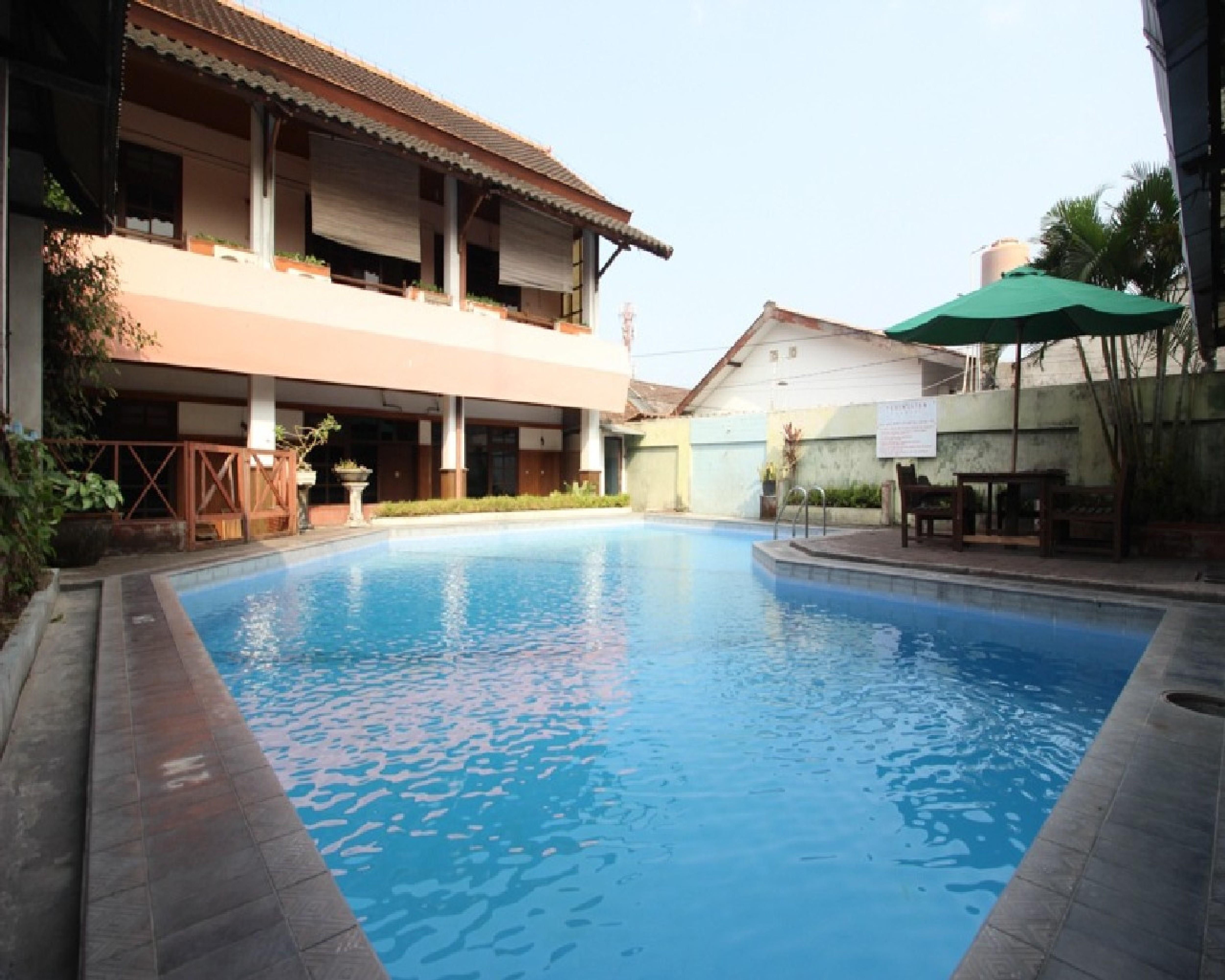 Reddoorz @ Mantrijeron 2 Yogyakarta Exterior foto