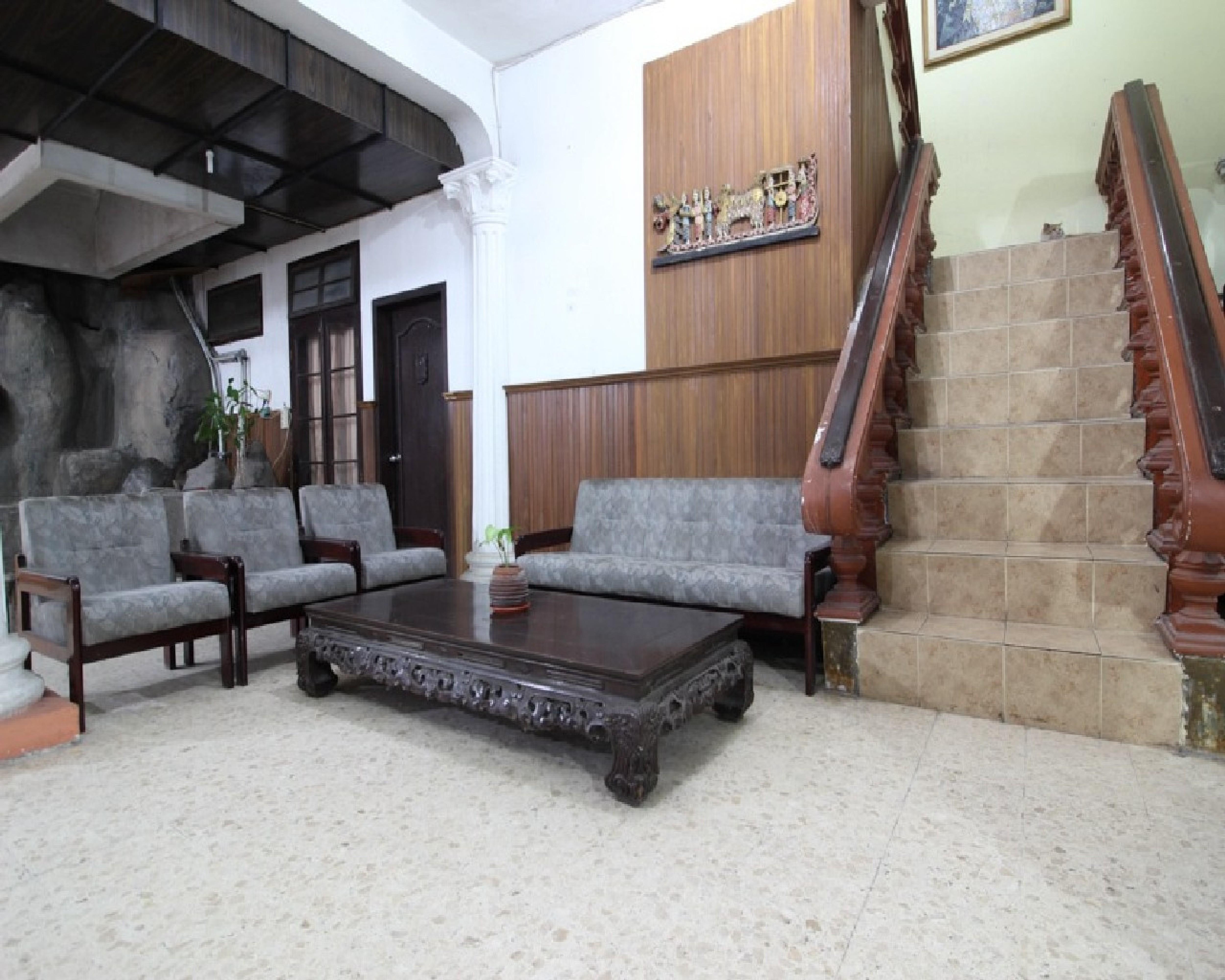 Reddoorz @ Mantrijeron 2 Yogyakarta Exterior foto