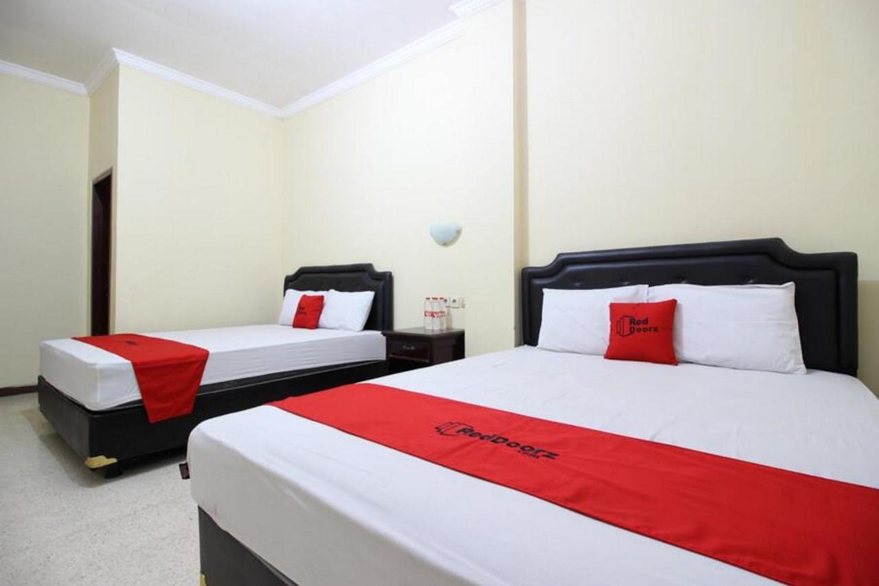 Reddoorz @ Mantrijeron 2 Yogyakarta Exterior foto