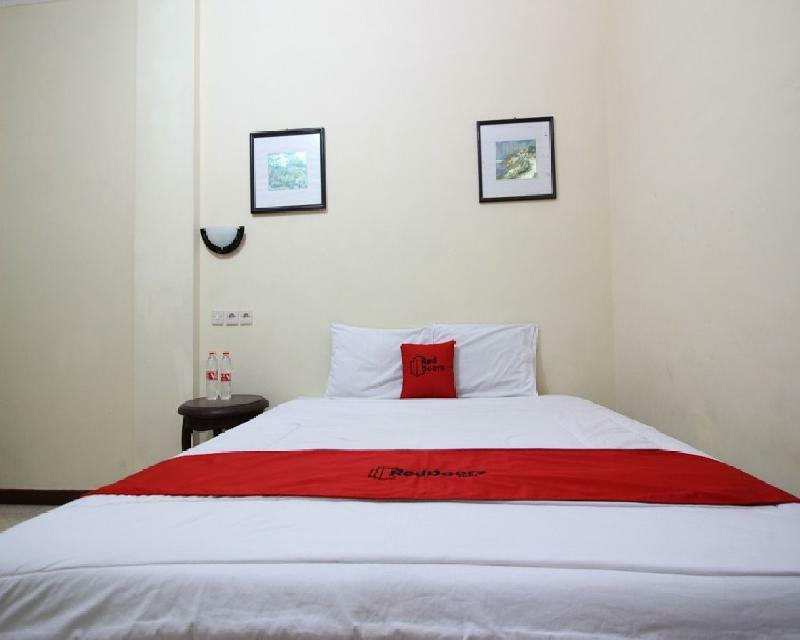 Reddoorz @ Mantrijeron 2 Yogyakarta Exterior foto